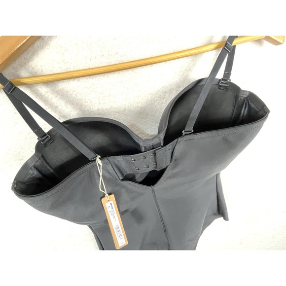 Skims Body Molded UNDERWIRE THONG BODYSUIT Onyx Black NWT Size M - Picture 8 of 10